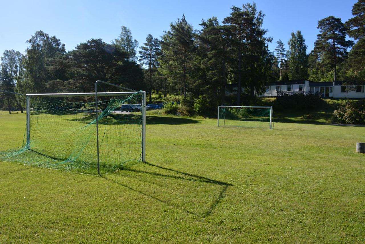 Hallestrand Vandrarhem Stromstad Bagian luar foto